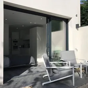 Appartement Studio Au Calme Et Indépendant Tassin-demi-la-lune, Tassin-la-Demi-Lune